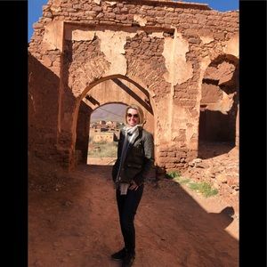 Meet your Posher, Bianca